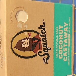Dr Squatch 6oz Bar Light Grit Coconut Castaway New